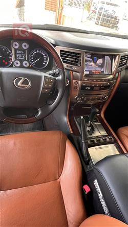 Lexus LX